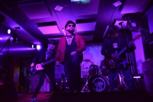 Los Falsos Dandys Stupid Vision Pro 4